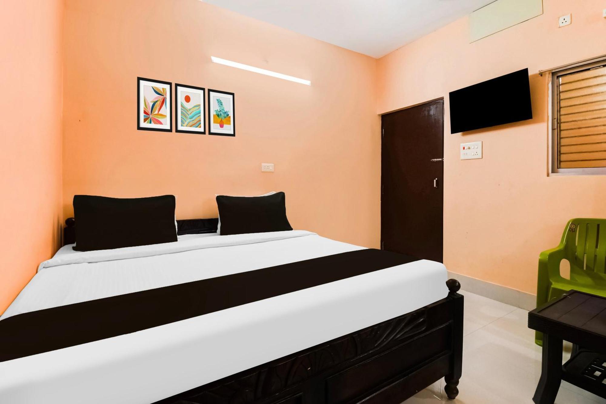 Super Hotel O Dakshin Dwar Formerly Radha Krishna Niwas Puri Exterior foto